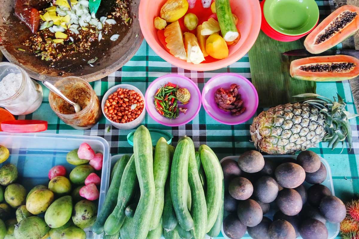 Allerlei Gemüse und Obst für die indonesische Küche Ihr onlineshop Rasarindu